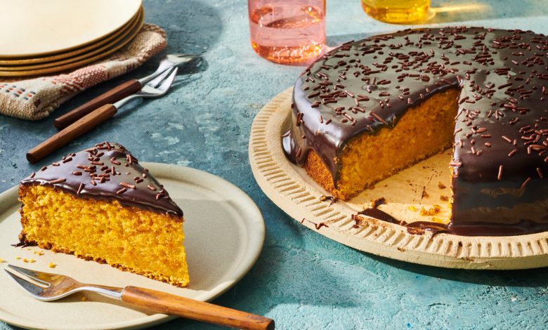 O segredo do bolo de cenoura fofinho e macio revelado nessa receita