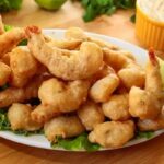 Aprenda a Fazer Camarão Empanado Crocante com Molho Delicioso