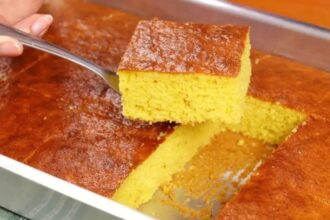Aprenda a fazer um bolo de laranja fofinho e delicioso
