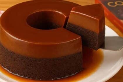 Como Fazer Bolo Pudim de Chocolate Recheado e Cremoso