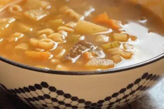 Deliciosa Sopa de Carne: Uma Receita Aconchegante para o Dia a Dia