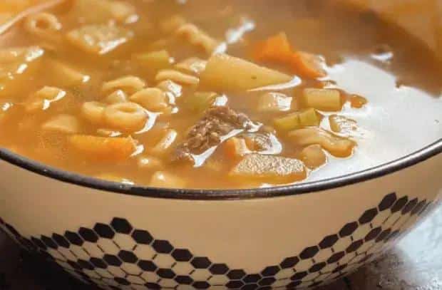 Deliciosa Sopa de Carne: Uma Receita Aconchegante para o Dia a Dia