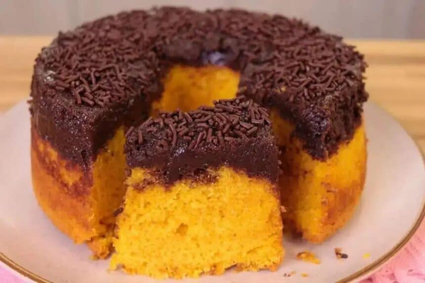 Delicioso Bolo de Cenoura Invertido: Uma Receita Imperdível!
