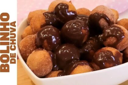 Descubra Como Fazer Bolinho de Chuva com Calda de Chocolate