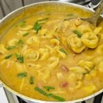 Descubra o Sabor da Sopa Creme de Capeletti com Bacon e Linguiça
