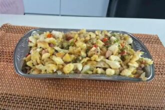 Farofa de pão amanhecido com bacon: uma receita irresistível