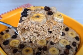 Prepare um Delicioso Bolo de Banana com Aveia Saudável