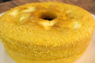 Receita prática de bolo de milho: fácil e deliciosa para seu lanche